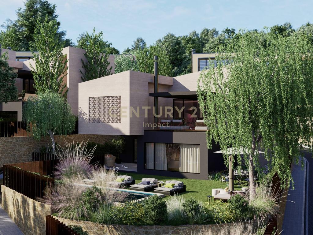 Villa 3+1+4 For Sale in SeeHëna Mjull - Bathore, Tirana - €585,000 | 378.4 m²