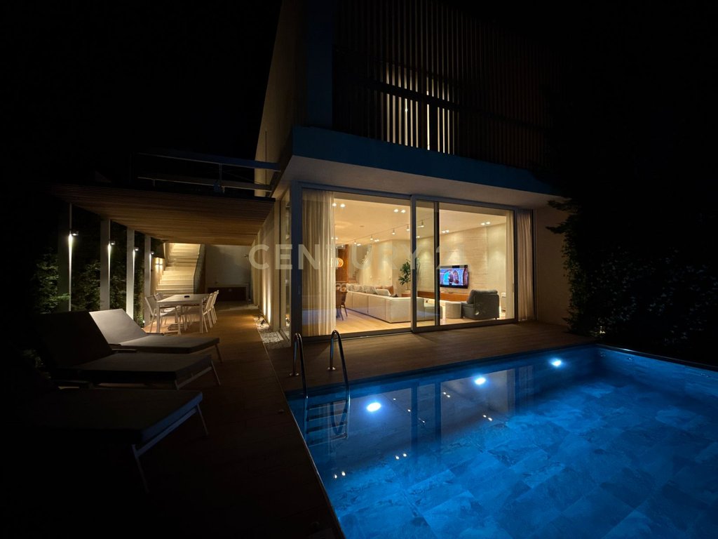 SHESIM SUPER VILLA BIG TWIN LUXURIOUS WITH POOL IN GREEN COAST 1 PALASË!!