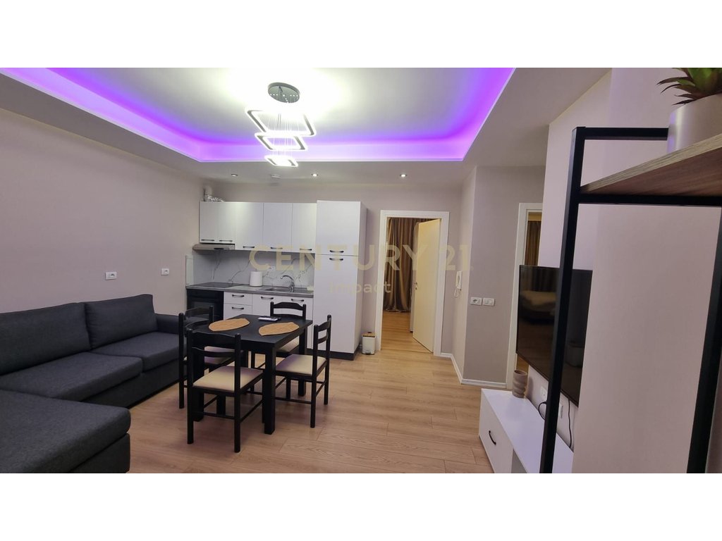 Apartment 2+1 For Rent on Dibra Street, Tirana - 800.00€ WITH PARKING POST!
