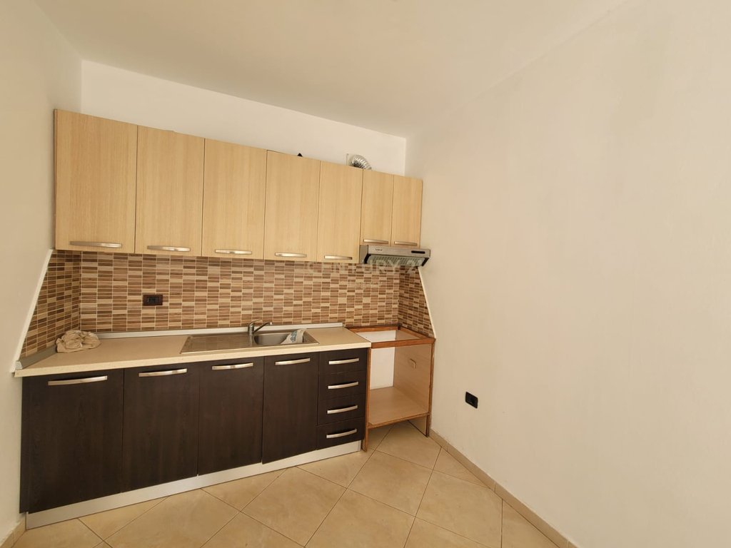 Apartment 3+1+2 bathrooms. In Fresk 200 m above the FRESKU restaurant.
