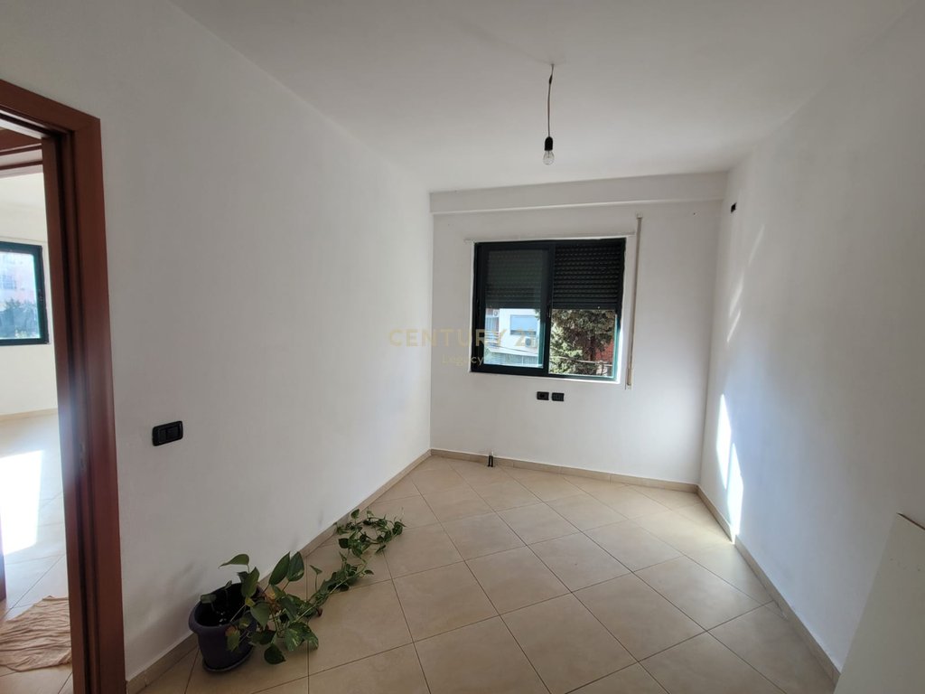 Apartment 3+1+2 bathrooms. In Fresk 200 m above the FRESKU restaurant.