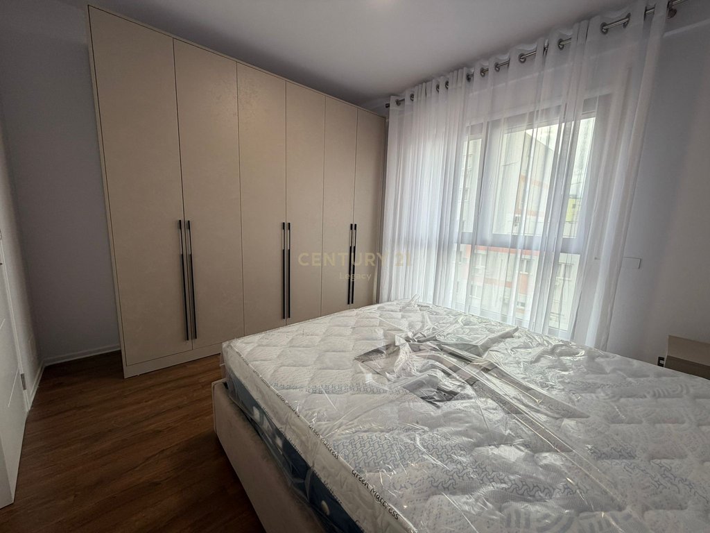 Apartment 1+1 for rent in the Bulevardi i Ri area, near Jordan Misja.