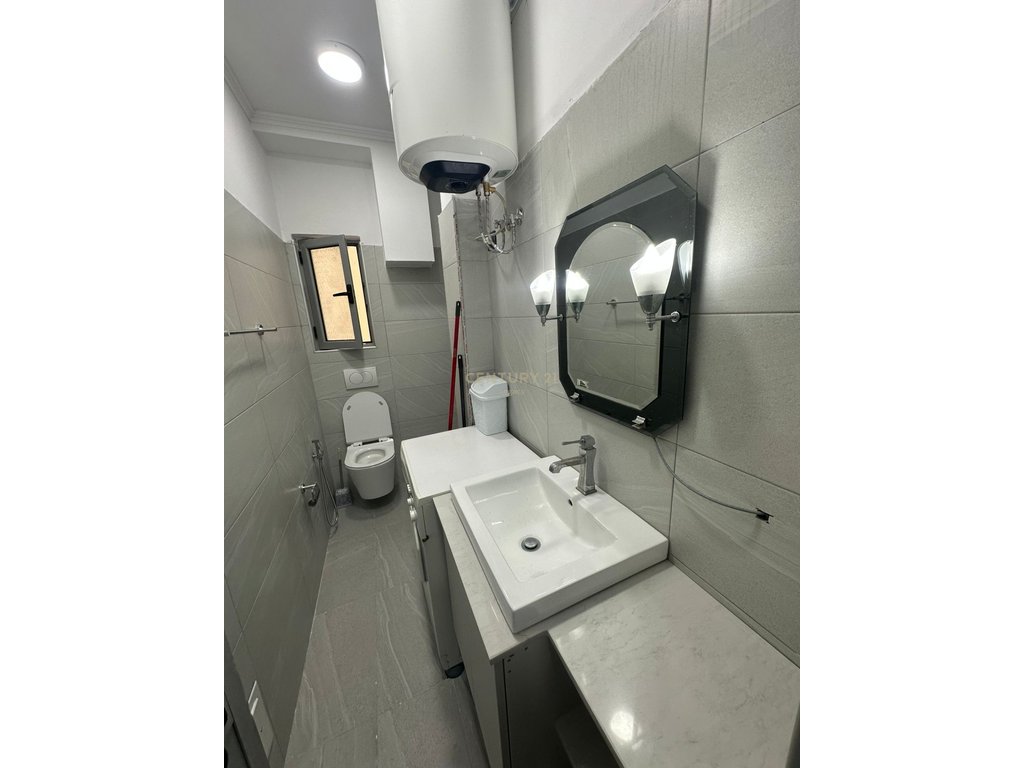 Apartment 1+1 for rent – Jordan Misja Street, near “Kontakt”