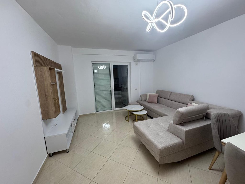 APARTMENT 1+1 FOR RENT, ON THE LUNGOMARE!