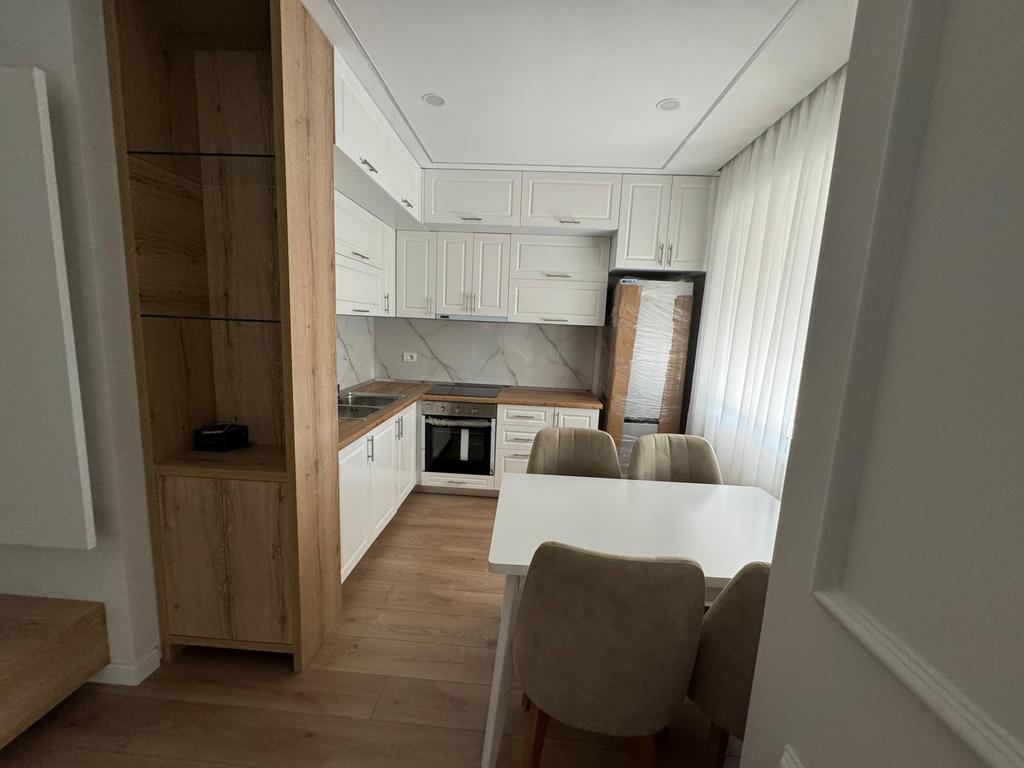 APARTMENT 2+1+ GARAGE FOR SALE, AT DHIMITER KONOMI STREET!