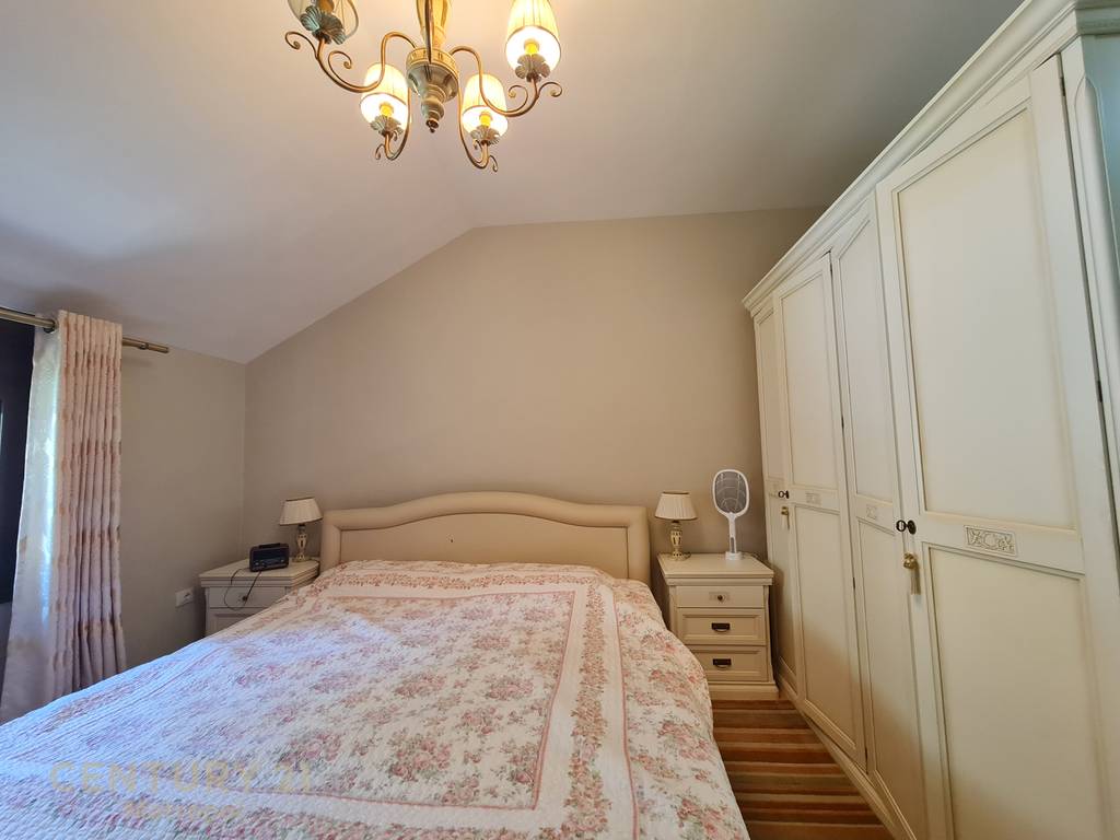 I AM OFFERING FOR SALE INDIVIDUAL VILLA WITH SWIMMING POOL IN KERRET!