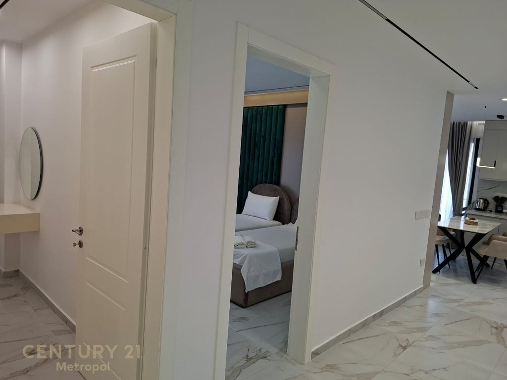 Apartment 3+2+ garage for Rent in Astir, Tirana -