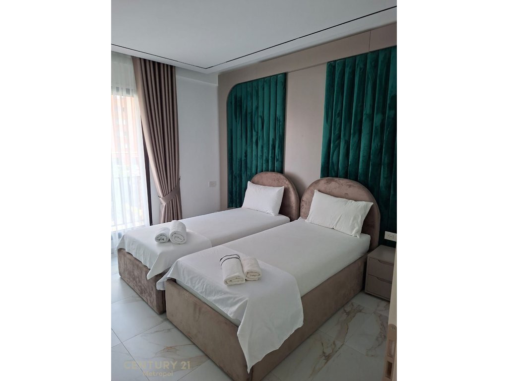 Apartment 3+2+ garage for Rent in Astir, Tirana -