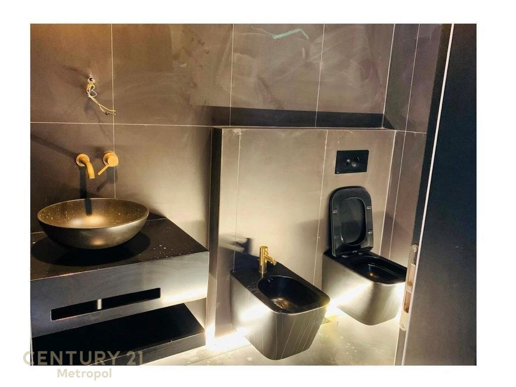 VILLA WITH POOL FOR SALE IN DAIAS, PRIVATE RESIDENCE!