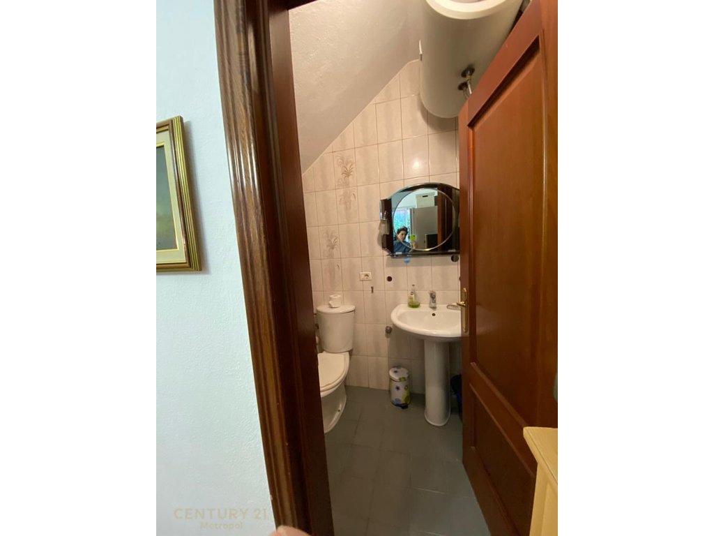 DUPLEX FOR RENT 3+1+2 NEAR 21 DECEMBER!