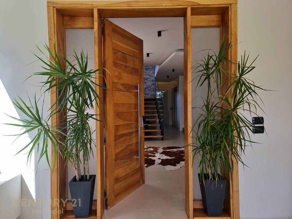 INDIVIDUAL VILLA WITH A SWIMMING POOL FOR RENT NEAR TEG!