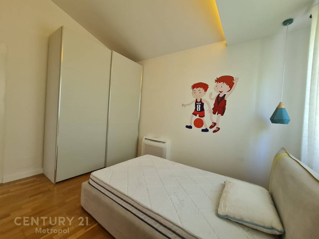 INDIVIDUAL VILLA WITH A SWIMMING POOL FOR RENT NEAR TEG!
