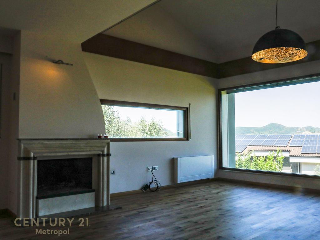 Luxury Villas for Sale in Long Hill Residence