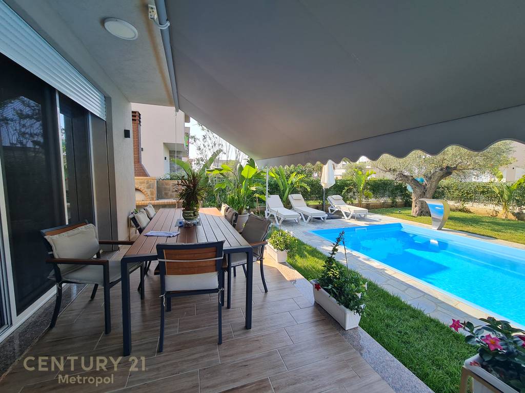 VILLA WITH A POOL FOR SALE IN LALZI BAY - GALA RESIDENCE!
