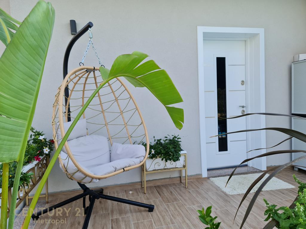 VILLA WITH A POOL FOR SALE IN LALZI BAY - GALA RESIDENCE!
