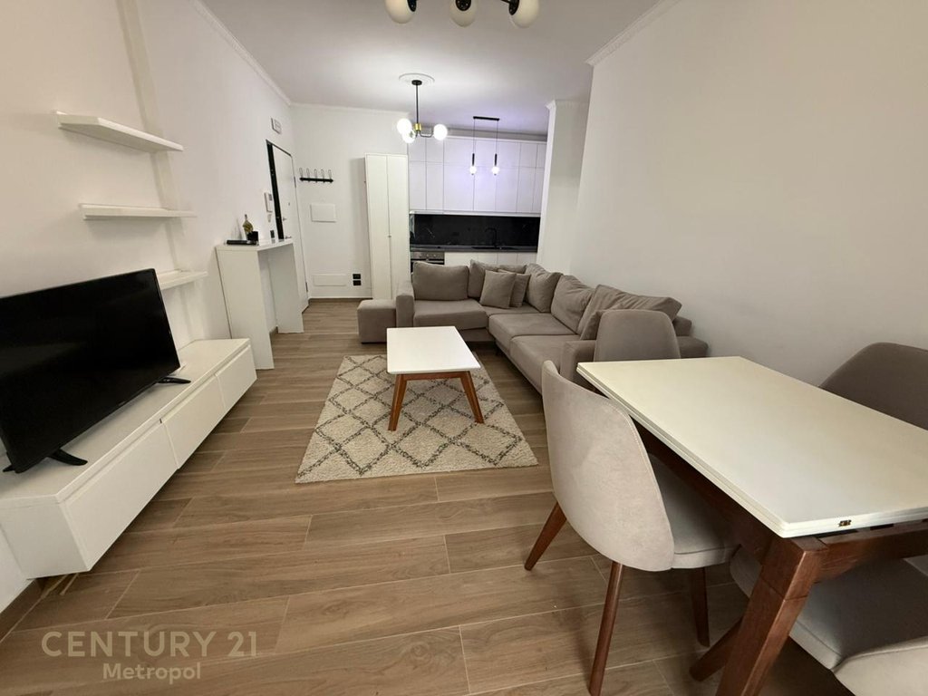 Apartment with courtyard 1+1+parking for rent in private residence - TEG!