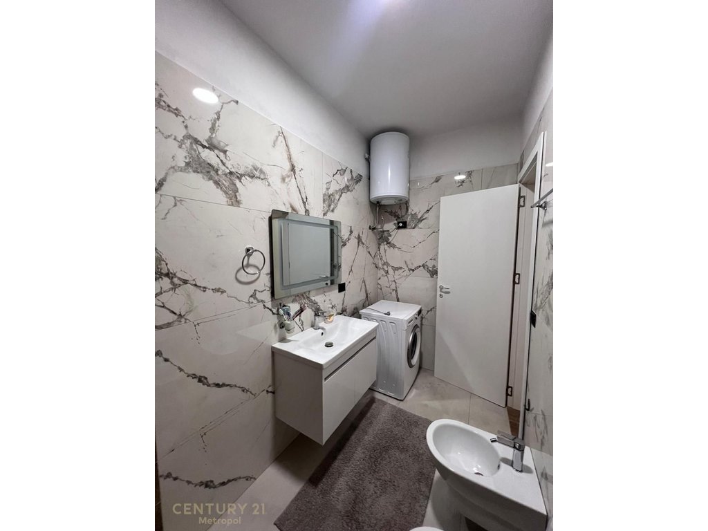 Apartment with courtyard 1+1+parking for rent in private residence - TEG!