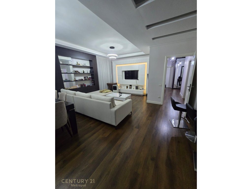 Apartment 2+1+2 + Parking Space for Rent, Selman Stermasi Stadium, Tirana