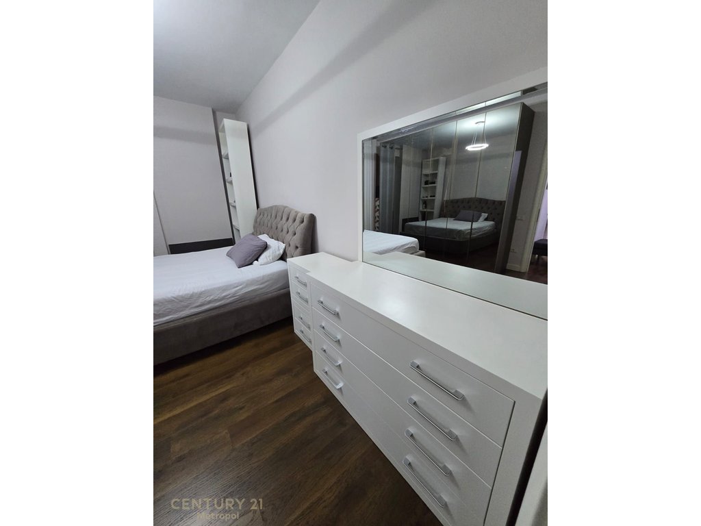 Apartment 2+1+2 + Parking Space for Rent, Selman Stermasi Stadium, Tirana