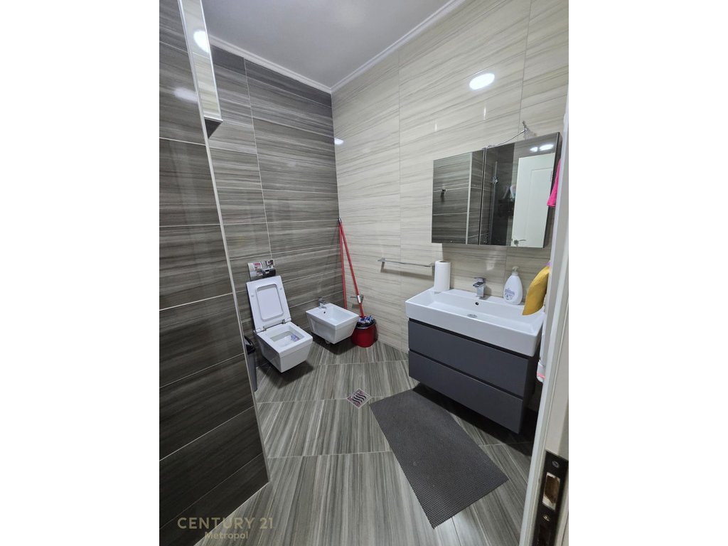 Apartment 2+1+2 + Parking Space for Rent, Selman Stermasi Stadium, Tirana