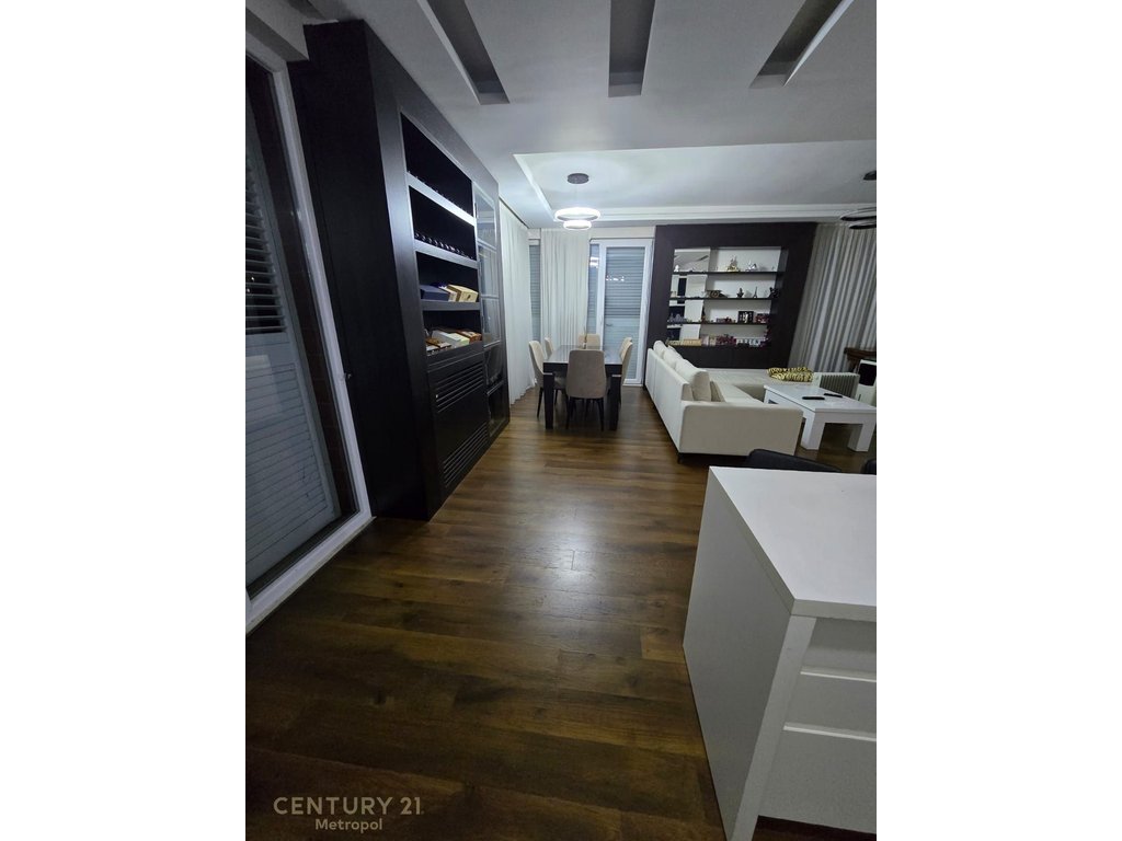Apartment 2+1+2 + Parking Space for Rent, Selman Stermasi Stadium, Tirana
