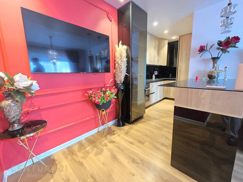For Rent Modern 1+1 Apartment on Kosovarëve Street!