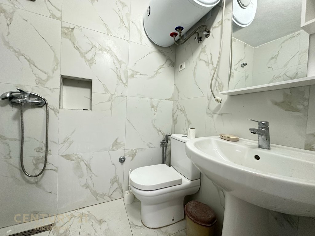 APARTMENT 1+1 FOR RENT ON MYSLYM SHYRI STREET!
