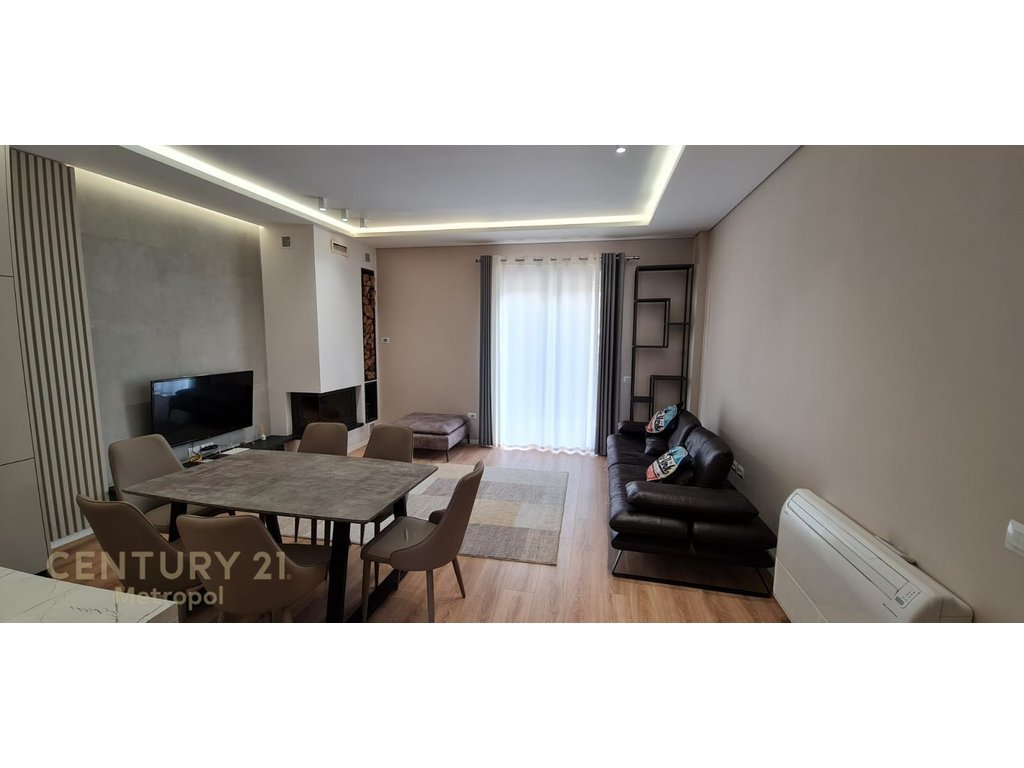 APARTAMENT 2+1+2 ME 1 POST PARKIMI TEK SECRET GARDEN!