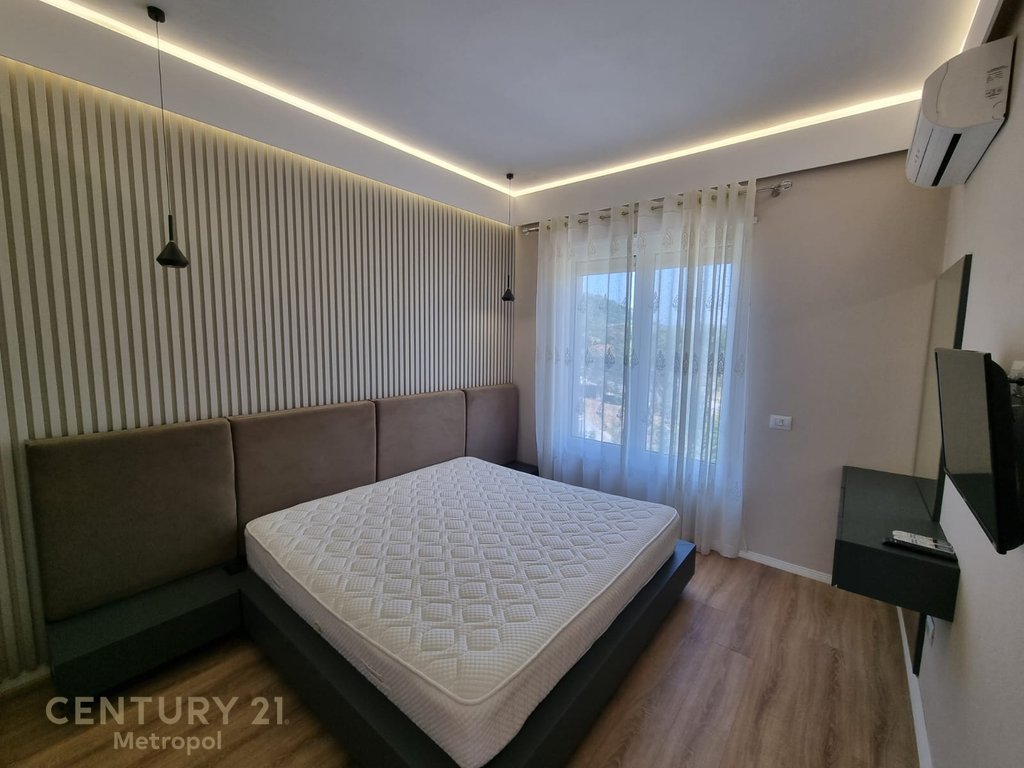 APARTAMENT 2+1+2 ME 1 POST PARKIMI TEK SECRET GARDEN!