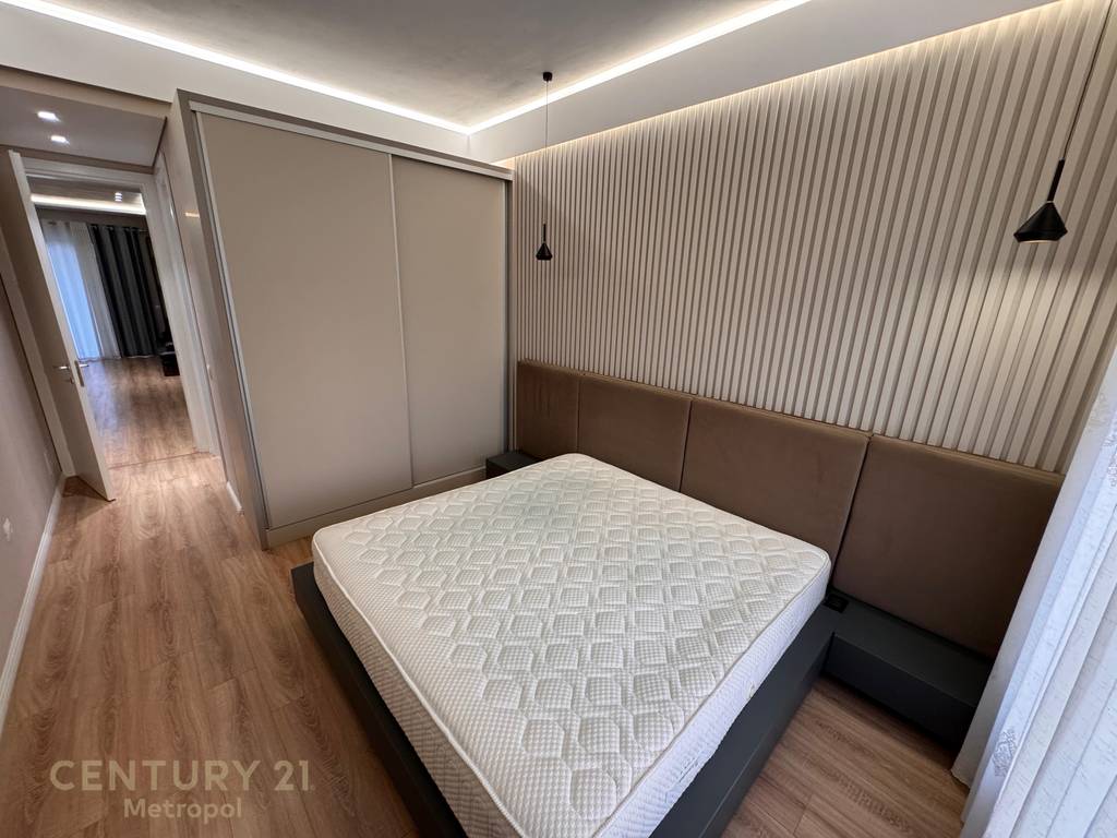 APARTAMENT 2+1+2 ME 1 POST PARKIMI TEK SECRET GARDEN!
