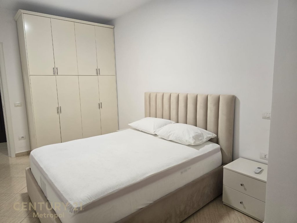 JEPET ME QIRA APARTAMENT 1+1, LUNGOMARE!