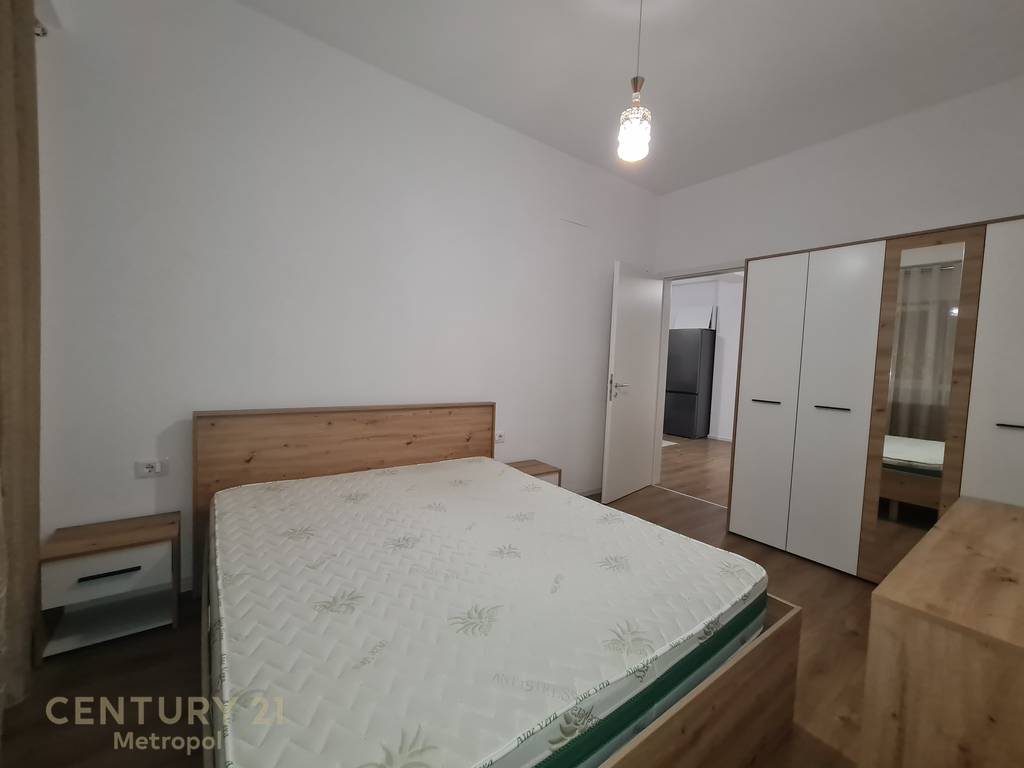 Her 1+1 apartment is fully furnished in the Kaimi Residence!