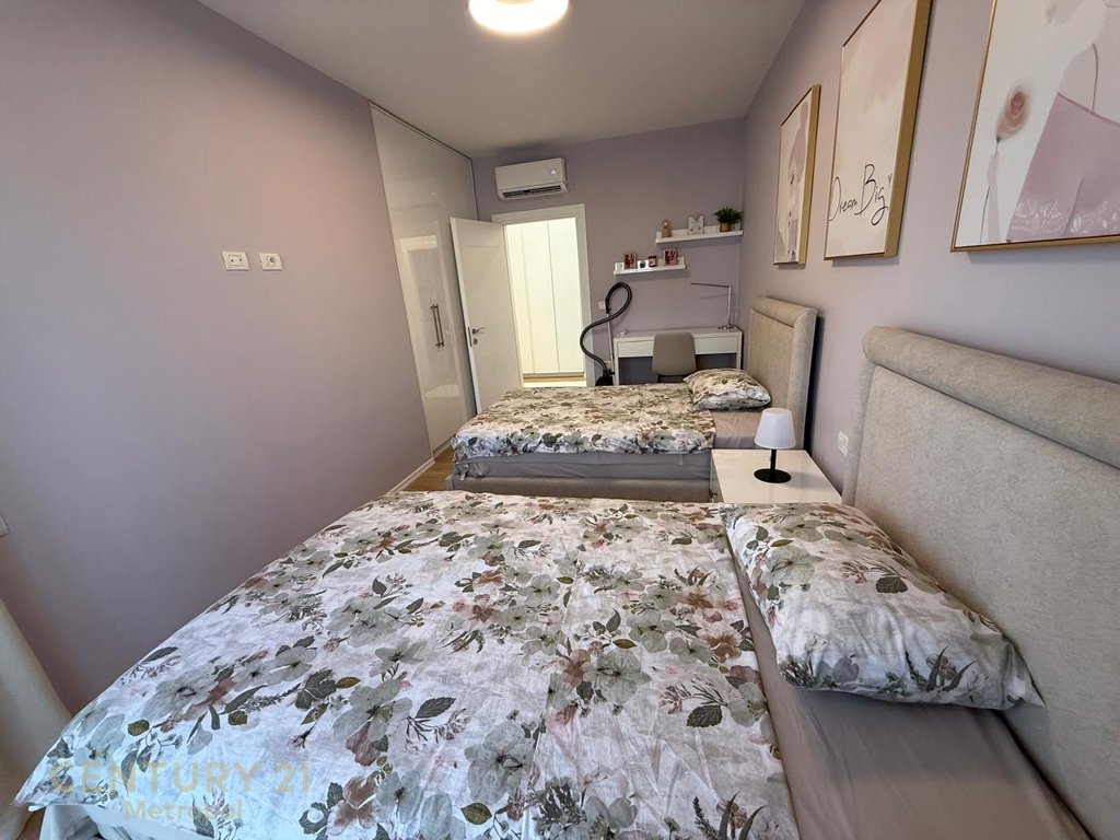 FOR RENT MODERN APARTMENT 2+1+2, NEAR THE CLAN!