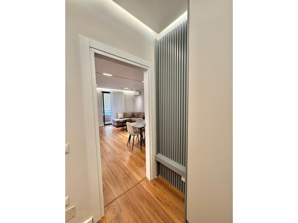 APARTMENT 2+1 NEAR THE NEW MARKET!