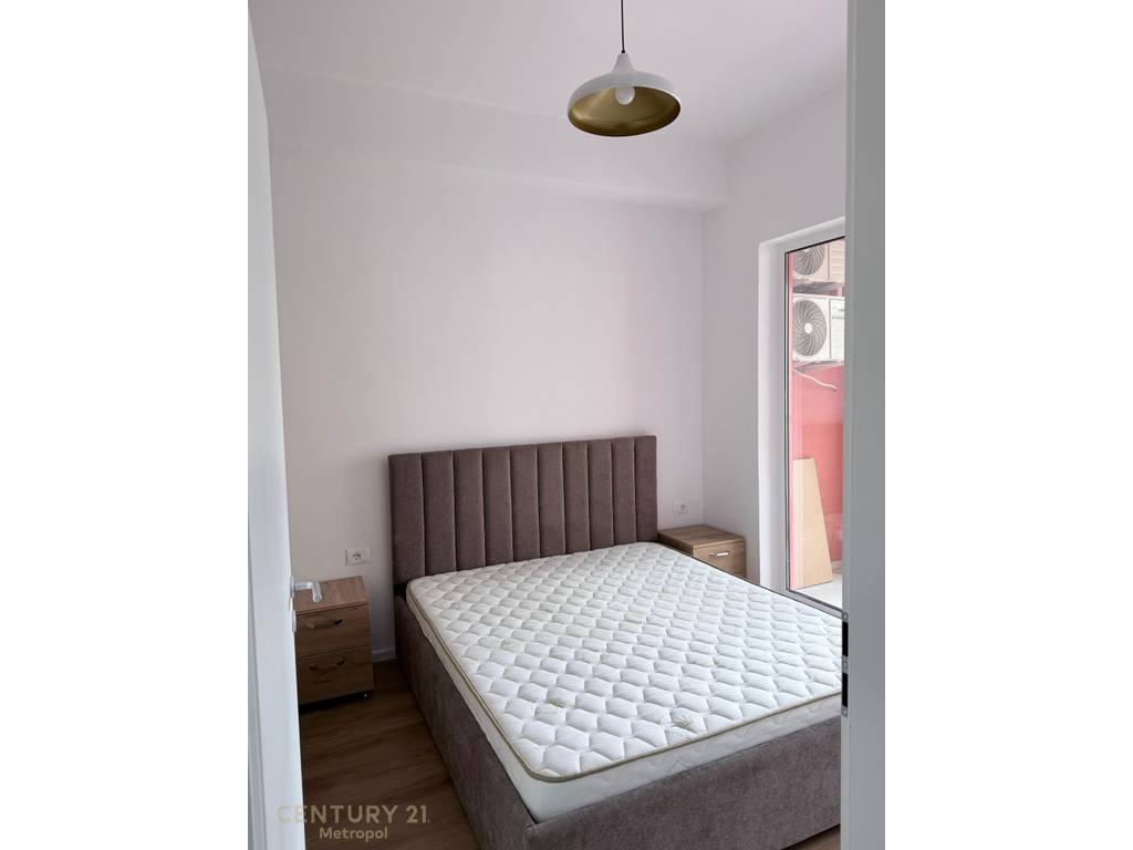 JEPET ME QIRA APARTAMENT 1+1, ALI DEMI!