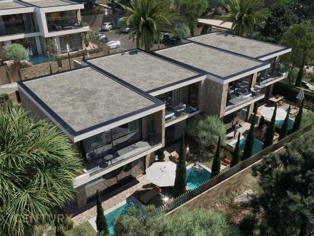 VILLA WITH POOL FOR SALE IN DHERMI!