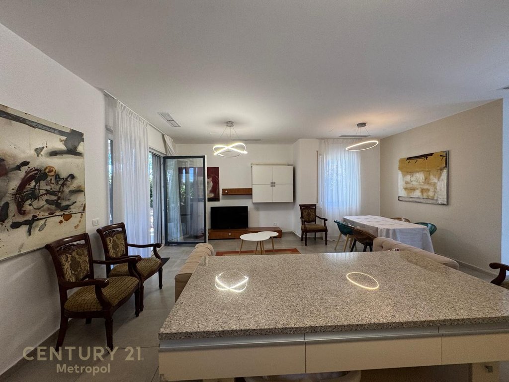 COMMERCIAL PREMISES FOR SALE IN VALA MAR RESIDENCE COMPLEX
