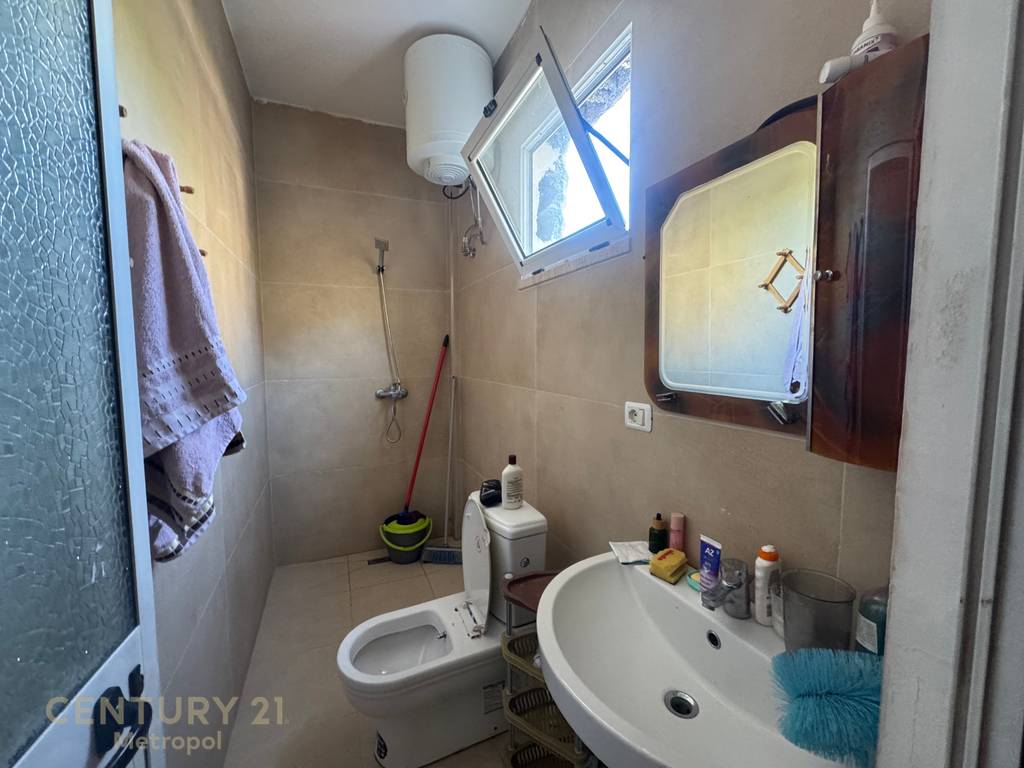 FOR RENT 1+1 APARTMENT ON THE 1ST FLOOR OF A 3-STOREY VILLA NEAR GERMAN VILLAS!
