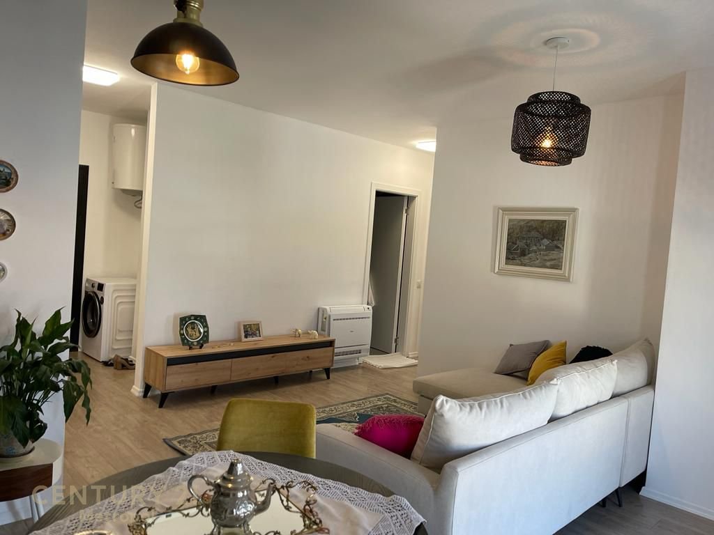 2+1 apartment for rent, at Univers City!