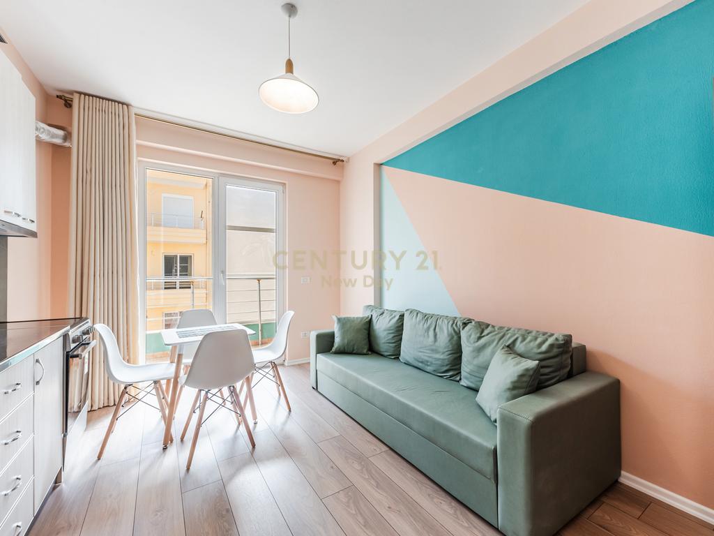 1+1 APARTMENT FOR RENT IN THE CENTER!