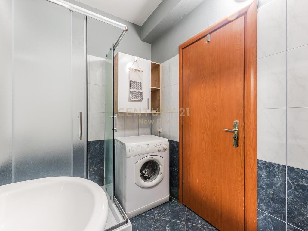 1+1 APARTMENT FOR RENT IN THE CENTER!