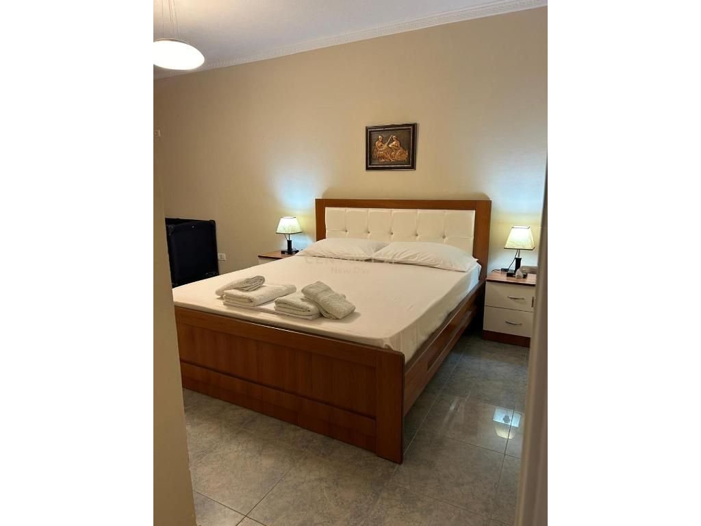 Apartament 1+1 me Qira në Shkëmbi I Kavajës, Durrës - 400€ | 62 m²