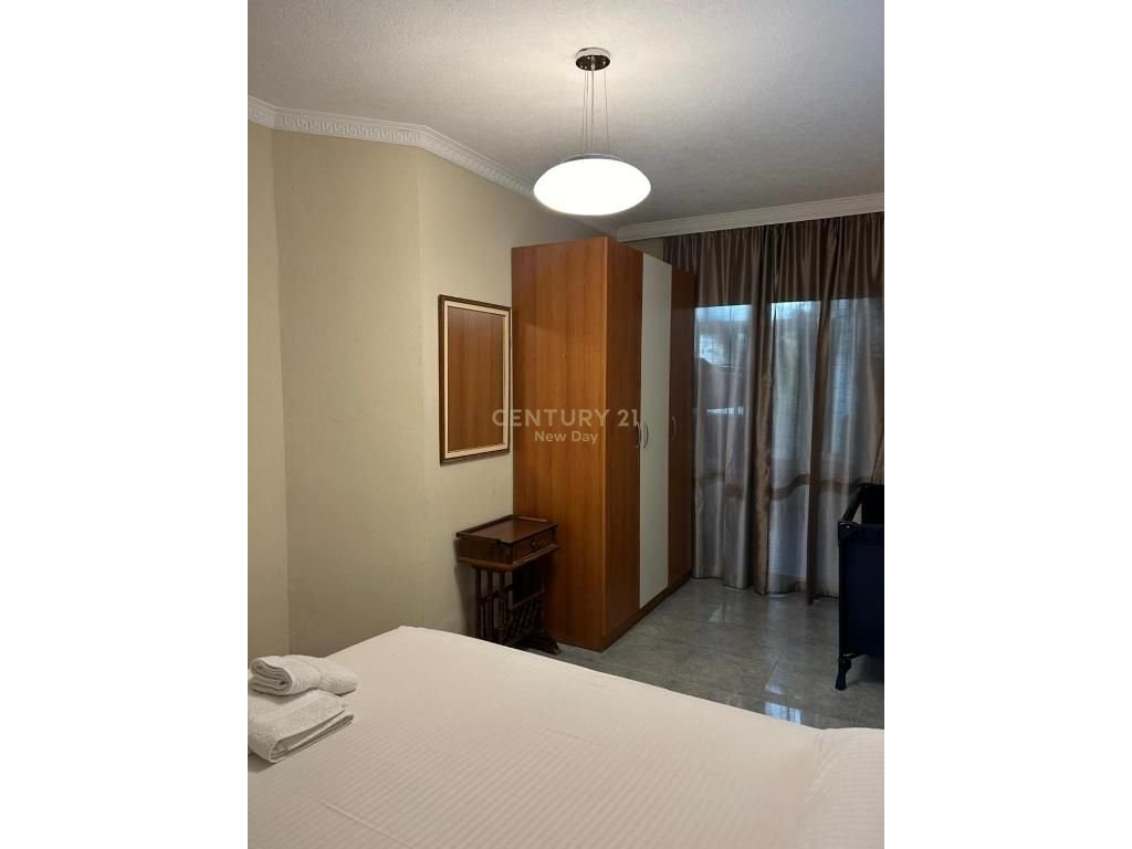 Apartament 1+1 me Qira në Shkëmbi I Kavajës, Durrës - 400€ | 62 m²