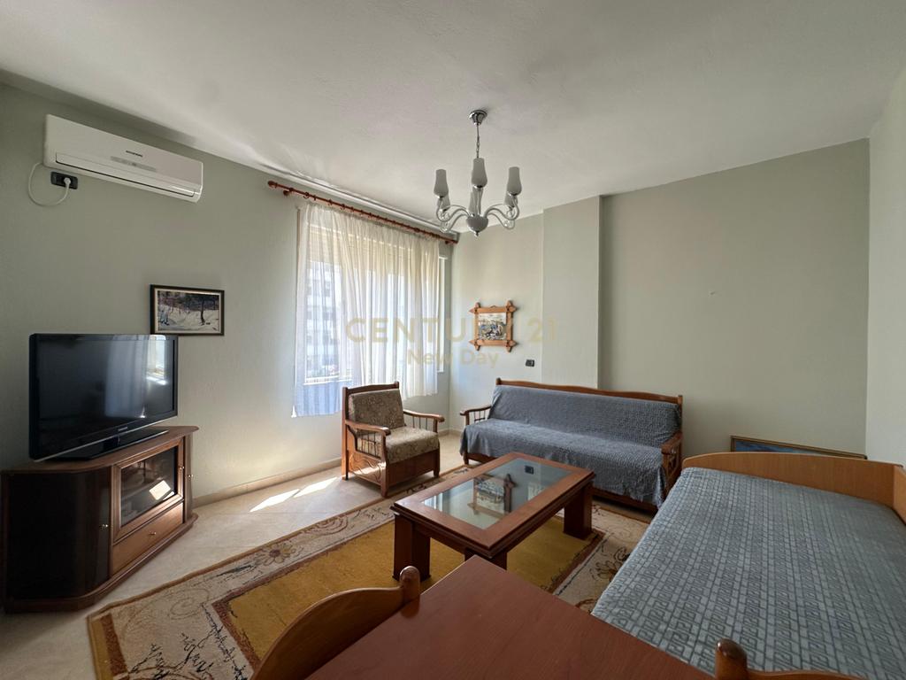 1+1 Apartment for Rent at Shkëmbi I Kavajës, Durrës - 350€ | 72 m²