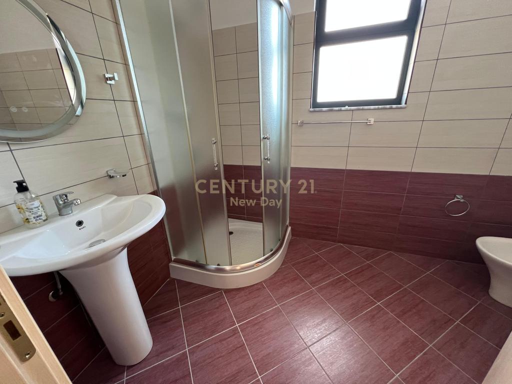 2+1 apartment for rent, unfurnished near the Stadium!