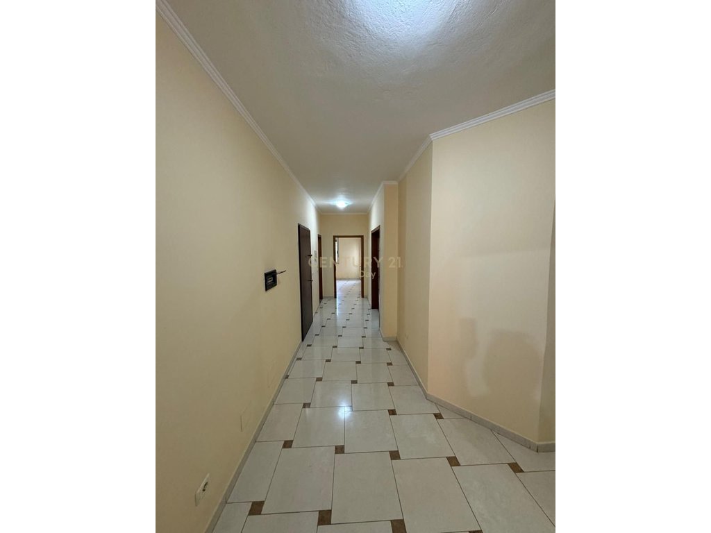 For rent Apartment 2+1+2 area Ish-Rajoni.