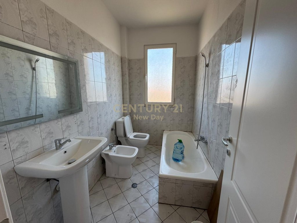 Apartment 2 +1+2T+ 2 Balconies For Sale in Neighborhood No.6, Durrës - 159,000€ | 126 m²