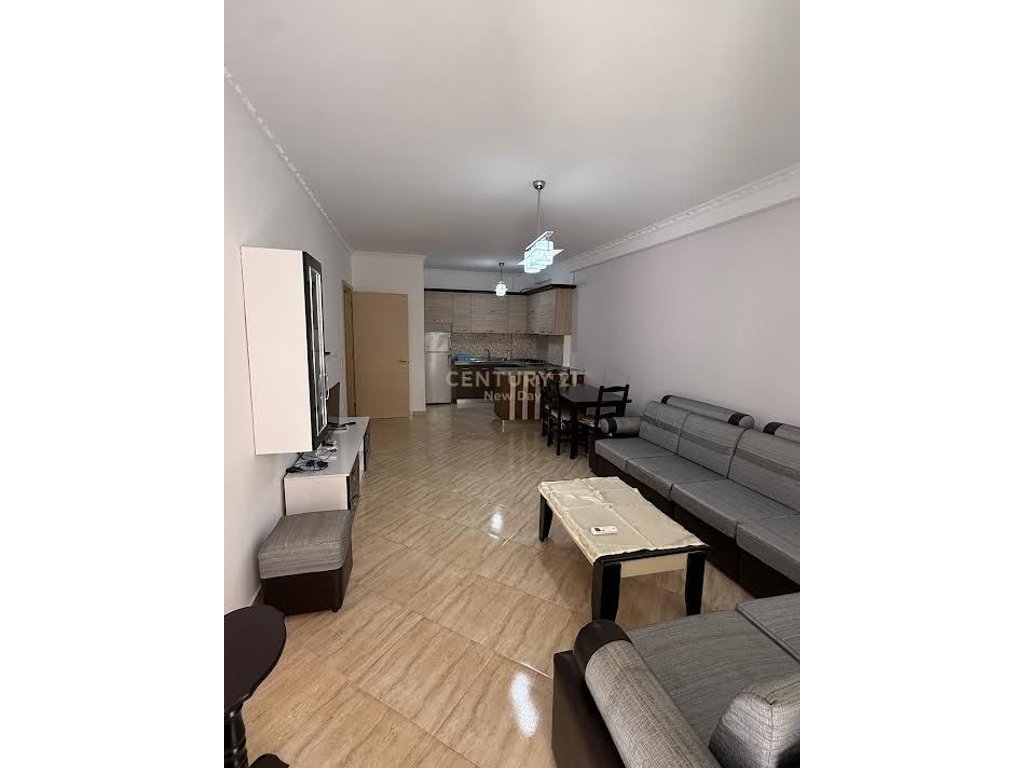 Jepet me qera Apartament 2+1 ne Vollga i mobiluar.