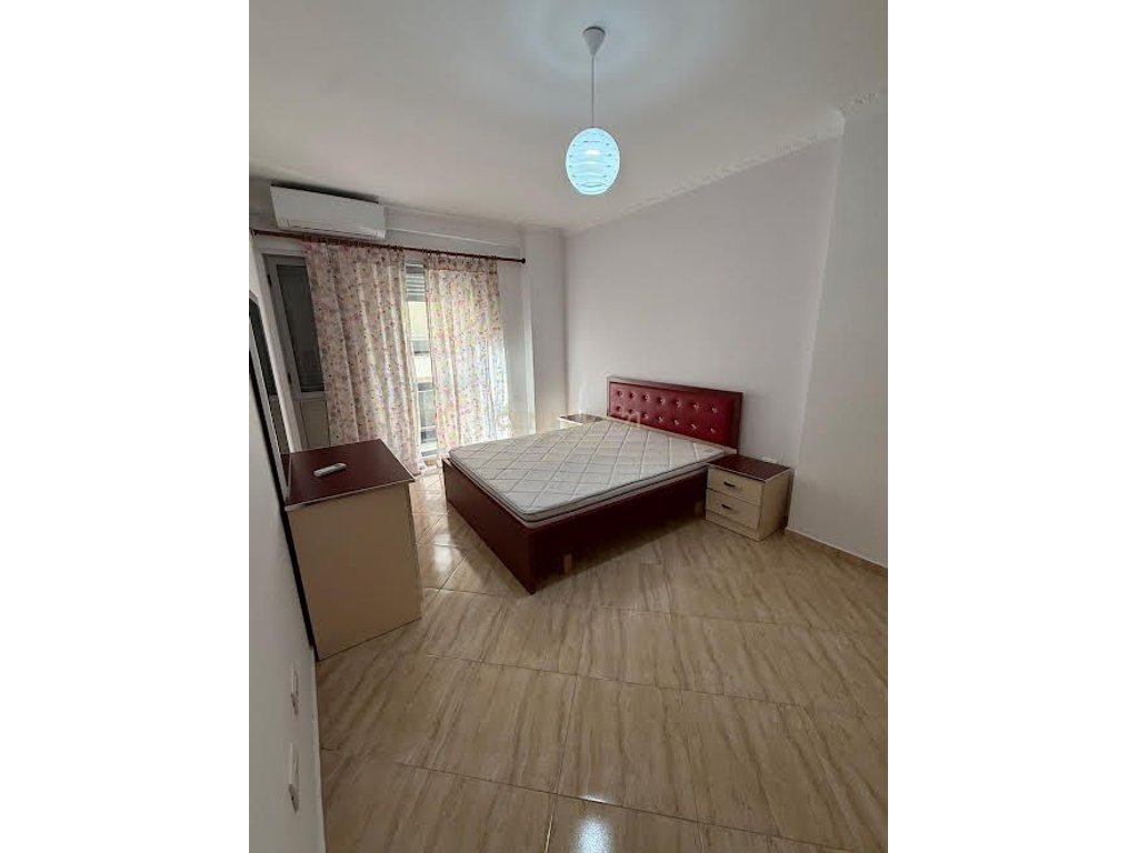 Jepet me qera Apartament 2+1 ne Vollga i mobiluar.