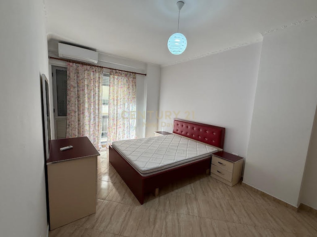 Jepet me qera Apartament 2+1 ne Vollga i mobiluar.